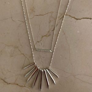Stella & Dot silver necklace - Retired